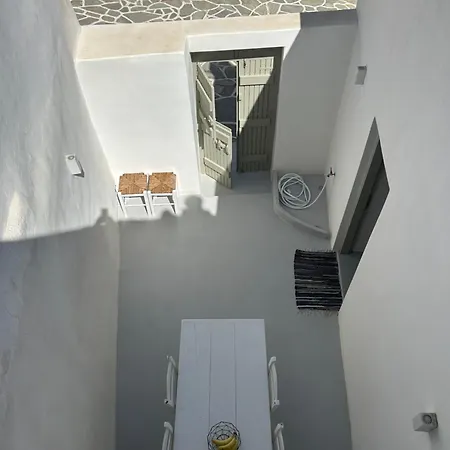 Holiday home - Traditional House Marpissa