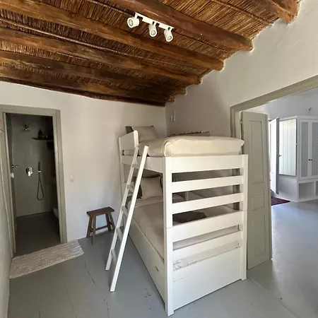 Holiday home - Traditional House Marpissa